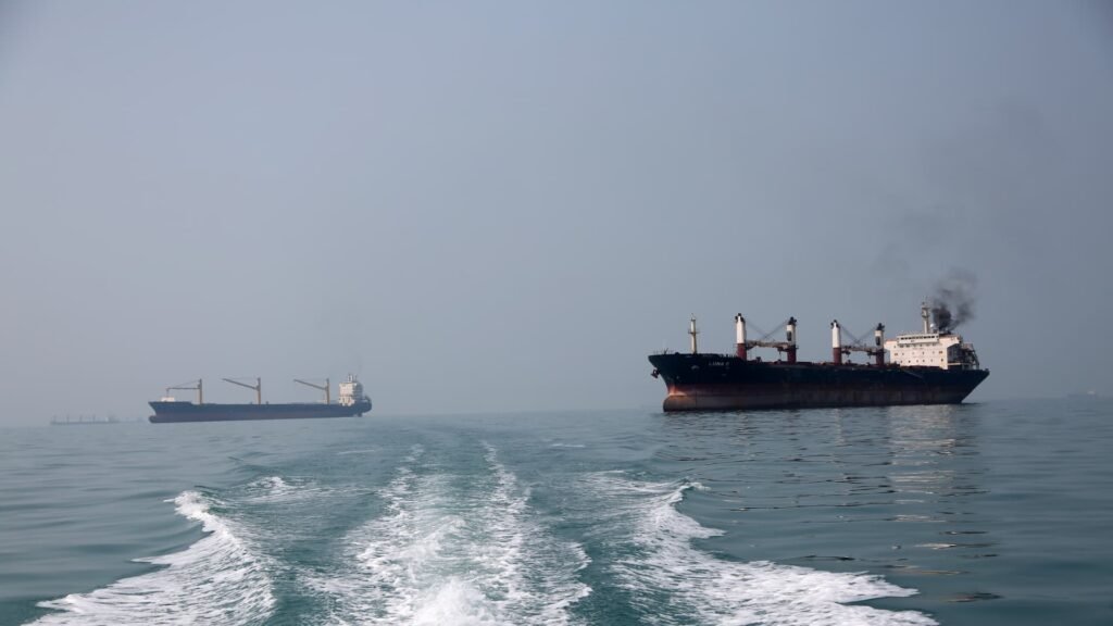 Iran offers to reopen Strait of Hormuz within 7 days and restart nuclear talks