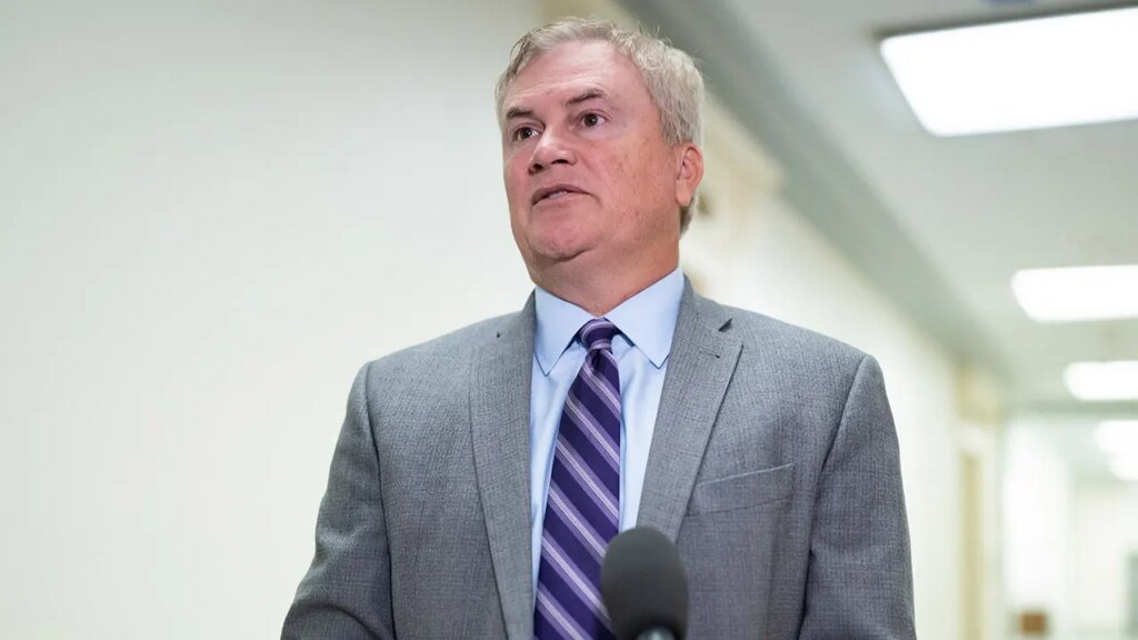 Comer indicates McConnell staffers aiming for senator to return this month